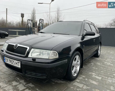 Черный Шкода Октавия, объемом двигателя 1.6 л и пробегом 348 тыс. км за 4200 $, фото 2 на Automoto.ua