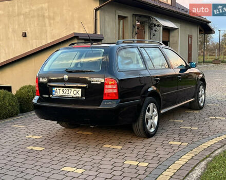 Черный Шкода Октавия, объемом двигателя 1.6 л и пробегом 168 тыс. км за 4950 $, фото 4 на Automoto.ua