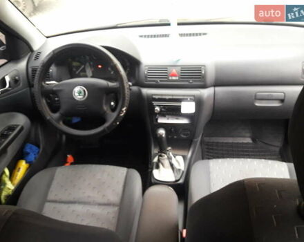 Черный Шкода Октавия, объемом двигателя 1.6 л и пробегом 204 тыс. км за 5200 $, фото 3 на Automoto.ua