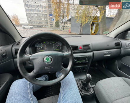 Черный Шкода Октавия, объемом двигателя 1.6 л и пробегом 215 тыс. км за 4800 $, фото 16 на Automoto.ua