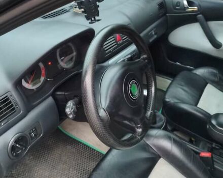 Черный Шкода Октавия, объемом двигателя 1.78 л и пробегом 235 тыс. км за 7000 $, фото 4 на Automoto.ua