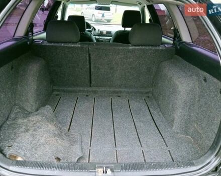 Черный Шкода Октавия, объемом двигателя 1.6 л и пробегом 220 тыс. км за 4600 $, фото 12 на Automoto.ua