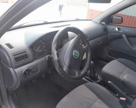 Чорний Шкода Октавія, об'ємом двигуна 2 л та пробігом 317 тис. км за 4200 $, фото 8 на Automoto.ua