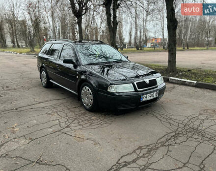 Черный Шкода Октавия, объемом двигателя 1.6 л и пробегом 263 тыс. км за 4500 $, фото 2 на Automoto.ua