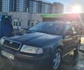 Черный Шкода Октавия, объемом двигателя 1.6 л и пробегом 221 тыс. км за 3200 $, фото 1 на Automoto.ua