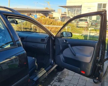 Черный Шкода Октавия, объемом двигателя 1.6 л и пробегом 221 тыс. км за 3200 $, фото 12 на Automoto.ua