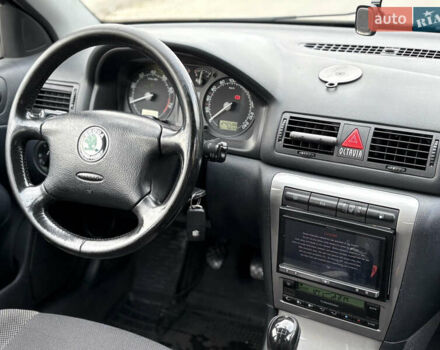 Черный Шкода Октавия, объемом двигателя 1.98 л и пробегом 240 тыс. км за 4450 $, фото 8 на Automoto.ua