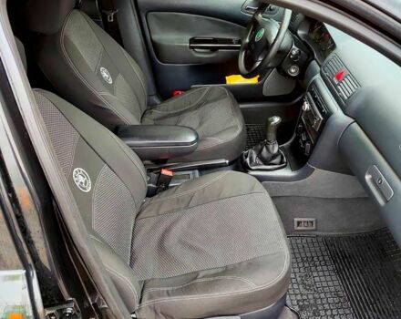Чорний Шкода Октавія, об'ємом двигуна 1.6 л та пробігом 260 тис. км за 4700 $, фото 4 на Automoto.ua