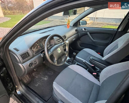 Черный Шкода Октавия, объемом двигателя 1.6 л и пробегом 168 тыс. км за 4950 $, фото 6 на Automoto.ua