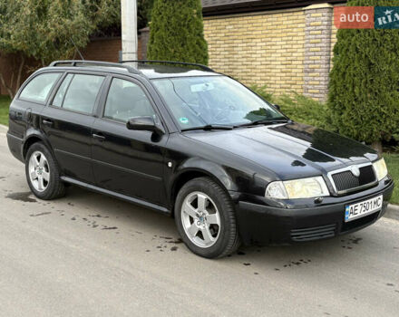 Черный Шкода Октавия, объемом двигателя 1.98 л и пробегом 240 тыс. км за 4450 $, фото 12 на Automoto.ua
