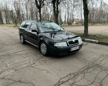 Черный Шкода Октавия, объемом двигателя 1.6 л и пробегом 279 тыс. км за 4500 $, фото 4 на Automoto.ua