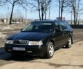 Черный Шкода Октавия, объемом двигателя 1.9 л и пробегом 350 тыс. км за 2000 $, фото 1 на Automoto.ua