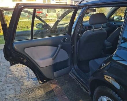 Черный Шкода Октавия, объемом двигателя 1.6 л и пробегом 221 тыс. км за 3200 $, фото 10 на Automoto.ua