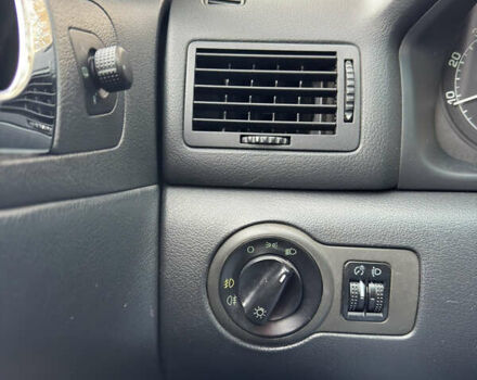 Черный Шкода Октавия, объемом двигателя 1.6 л и пробегом 215 тыс. км за 4800 $, фото 19 на Automoto.ua