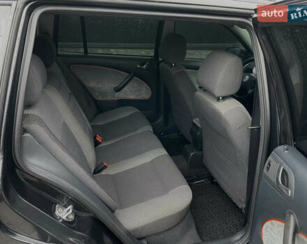 Черный Шкода Октавия, объемом двигателя 1.6 л и пробегом 348 тыс. км за 4200 $, фото 22 на Automoto.ua