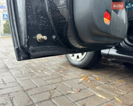 Черный Шкода Октавия, объемом двигателя 1.6 л и пробегом 215 тыс. км за 4800 $, фото 10 на Automoto.ua