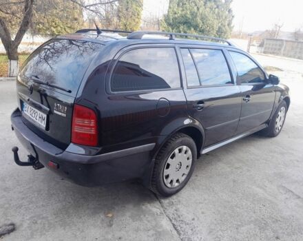 Чорний Шкода Октавія, об'ємом двигуна 2 л та пробігом 317 тис. км за 4200 $, фото 2 на Automoto.ua