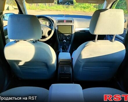 Черный Шкода Октавия, объемом двигателя 1.6 л и пробегом 275 тыс. км за 4950 $, фото 4 на Automoto.ua