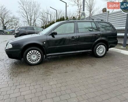 Черный Шкода Октавия, объемом двигателя 1.6 л и пробегом 261 тыс. км за 5700 $, фото 4 на Automoto.ua