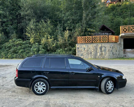 Черный Шкода Октавия, объемом двигателя 1.6 л и пробегом 283 тыс. км за 3999 $, фото 10 на Automoto.ua
