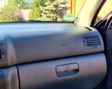 Черный Шкода Октавия, объемом двигателя 1.6 л и пробегом 197 тыс. км за 6300 $, фото 1 на Automoto.ua