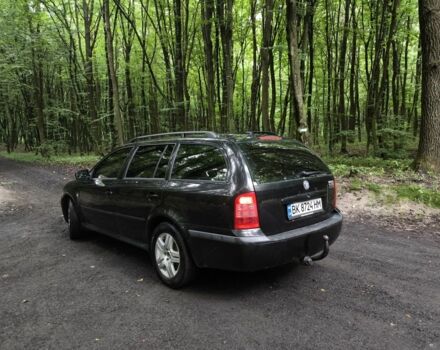 Чорний Шкода Октавія, об'ємом двигуна 1.6 л та пробігом 325 тис. км за 3699 $, фото 4 на Automoto.ua