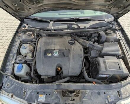 Черный Шкода Октавия, объемом двигателя 1.6 л и пробегом 257 тыс. км за 4100 $, фото 11 на Automoto.ua