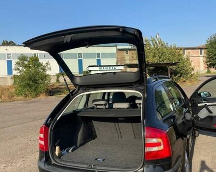 Черный Шкода Октавия, объемом двигателя 1.6 л и пробегом 268 тыс. км за 5700 $, фото 4 на Automoto.ua