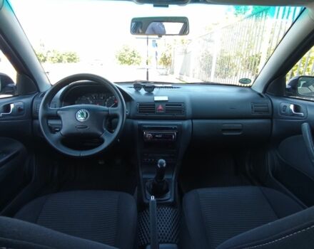 Черный Шкода Октавия, объемом двигателя 1.6 л и пробегом 242 тыс. км за 5200 $, фото 11 на Automoto.ua