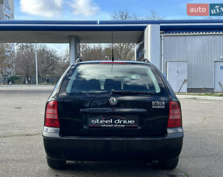 Чорний Шкода Октавія, об'ємом двигуна 1.6 л та пробігом 274 тис. км за 4699 $, фото 5 на Automoto.ua