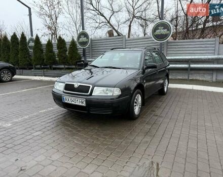 Черный Шкода Октавия, объемом двигателя 1.6 л и пробегом 261 тыс. км за 5700 $, фото 2 на Automoto.ua
