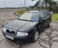 Черный Шкода Октавия, объемом двигателя 1.6 л и пробегом 309 тыс. км за 4100 $, фото 1 на Automoto.ua