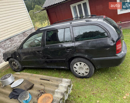 Черный Шкода Октавия, объемом двигателя 2 л и пробегом 320 тыс. км за 3500 $, фото 5 на Automoto.ua