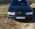 Черный Шкода Октавия, объемом двигателя 1.6 л и пробегом 297 тыс. км за 4500 $, фото 2 на Automoto.ua