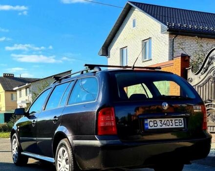 Черный Шкода Октавия, объемом двигателя 1.6 л и пробегом 197 тыс. км за 6300 $, фото 2 на Automoto.ua