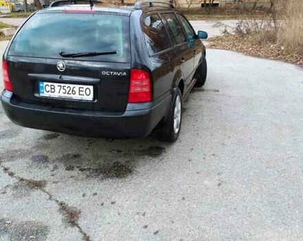 Черный Шкода Октавия, объемом двигателя 1.6 л и пробегом 255 тыс. км за 5500 $, фото 1 на Automoto.ua