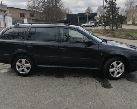 Черный Шкода Октавия, объемом двигателя 1.6 л и пробегом 255 тыс. км за 5500 $, фото 6 на Automoto.ua