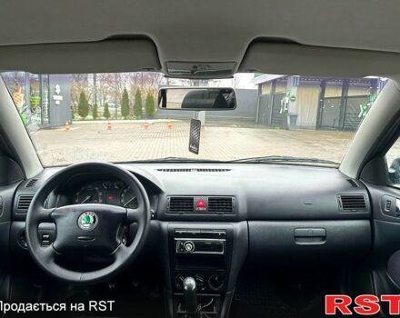 Чорний Шкода Октавія, об'ємом двигуна 1.6 л та пробігом 261 тис. км за 5700 $, фото 11 на Automoto.ua