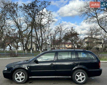 Чорний Шкода Октавія, об'ємом двигуна 1.6 л та пробігом 274 тис. км за 4699 $, фото 7 на Automoto.ua