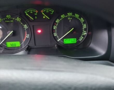 Черный Шкода Октавия, объемом двигателя 1 л и пробегом 256 тыс. км за 5300 $, фото 6 на Automoto.ua