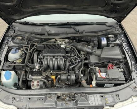 Черный Шкода Октавия, объемом двигателя 1.6 л и пробегом 217 тыс. км за 4599 $, фото 16 на Automoto.ua