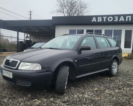 Черный Шкода Октавия, объемом двигателя 1.6 л и пробегом 155 тыс. км за 4450 $, фото 3 на Automoto.ua