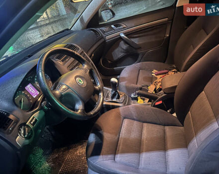 Черный Шкода Октавия, объемом двигателя 0 л и пробегом 270 тыс. км за 2600 $, фото 6 на Automoto.ua