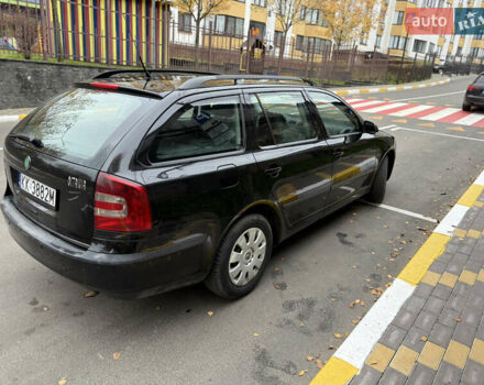 Черный Шкода Октавия, объемом двигателя 1.9 л и пробегом 300 тыс. км за 2950 $, фото 2 на Automoto.ua