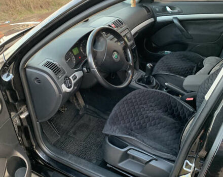 Черный Шкода Октавия, объемом двигателя 1.6 л и пробегом 265 тыс. км за 6450 $, фото 8 на Automoto.ua