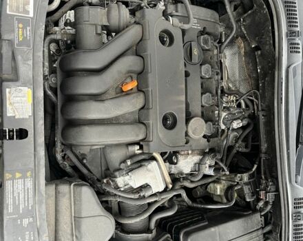 Черный Шкода Октавия, объемом двигателя 2 л и пробегом 184 тыс. км за 6250 $, фото 2 на Automoto.ua