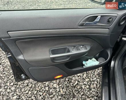 Черный Шкода Октавия, объемом двигателя 1.98 л и пробегом 259 тыс. км за 4999 $, фото 30 на Automoto.ua