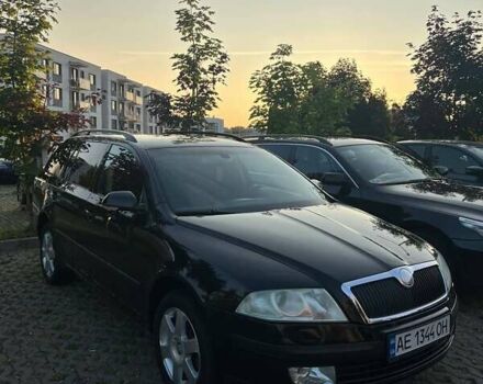 Черный Шкода Октавия, объемом двигателя 1.98 л и пробегом 289 тыс. км за 5300 $, фото 1 на Automoto.ua