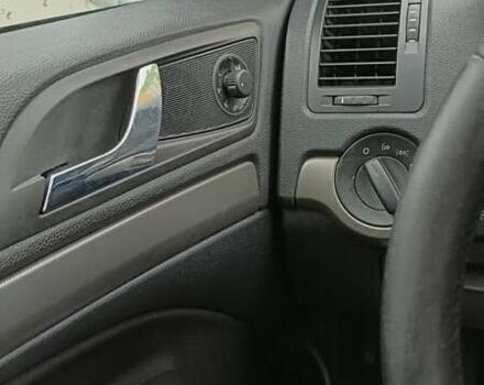 Черный Шкода Октавия, объемом двигателя 1.6 л и пробегом 350 тыс. км за 4800 $, фото 42 на Automoto.ua