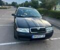 Черный Шкода Октавия, объемом двигателя 1.6 л и пробегом 190 тыс. км за 5700 $, фото 1 на Automoto.ua
